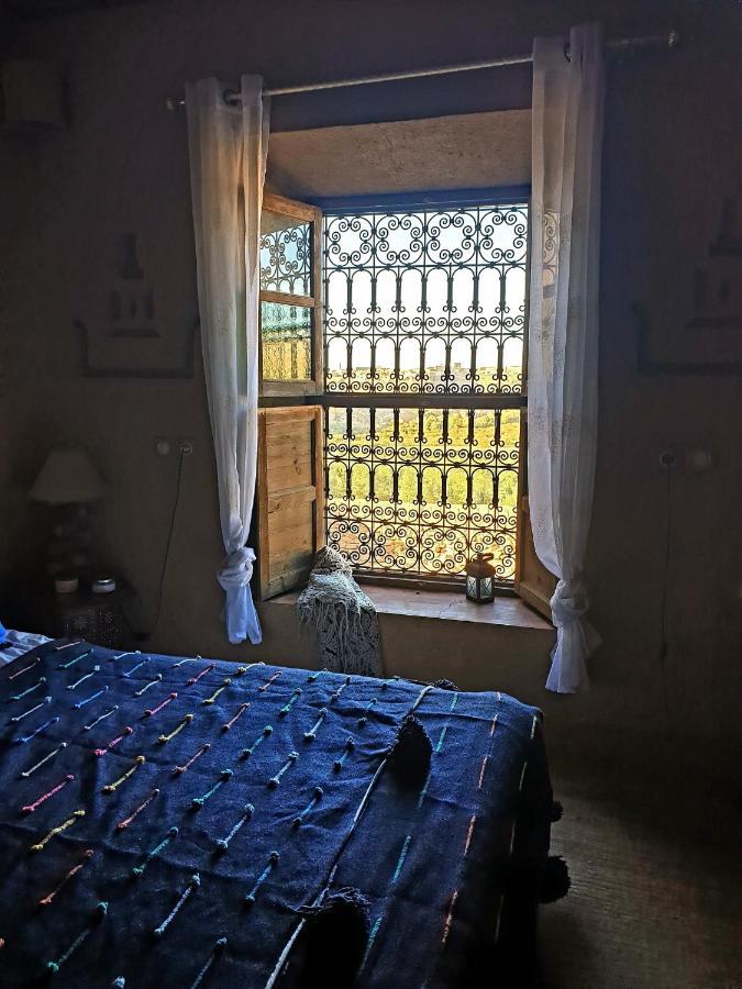 Maison D'Hotes Izza Kelaat-M'Gouna Exterior foto