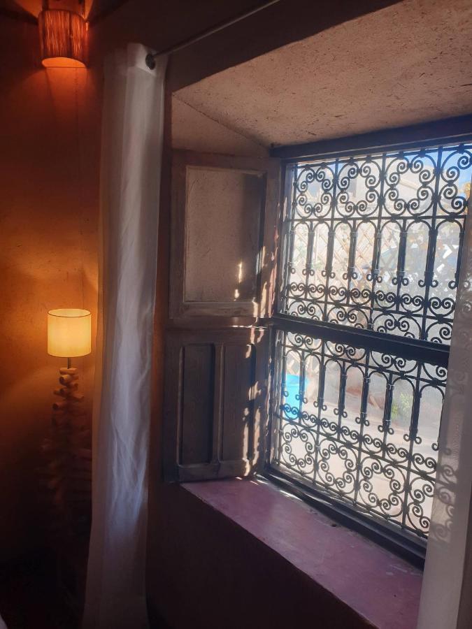 Maison D'Hotes Izza Kelaat-M'Gouna Exterior foto