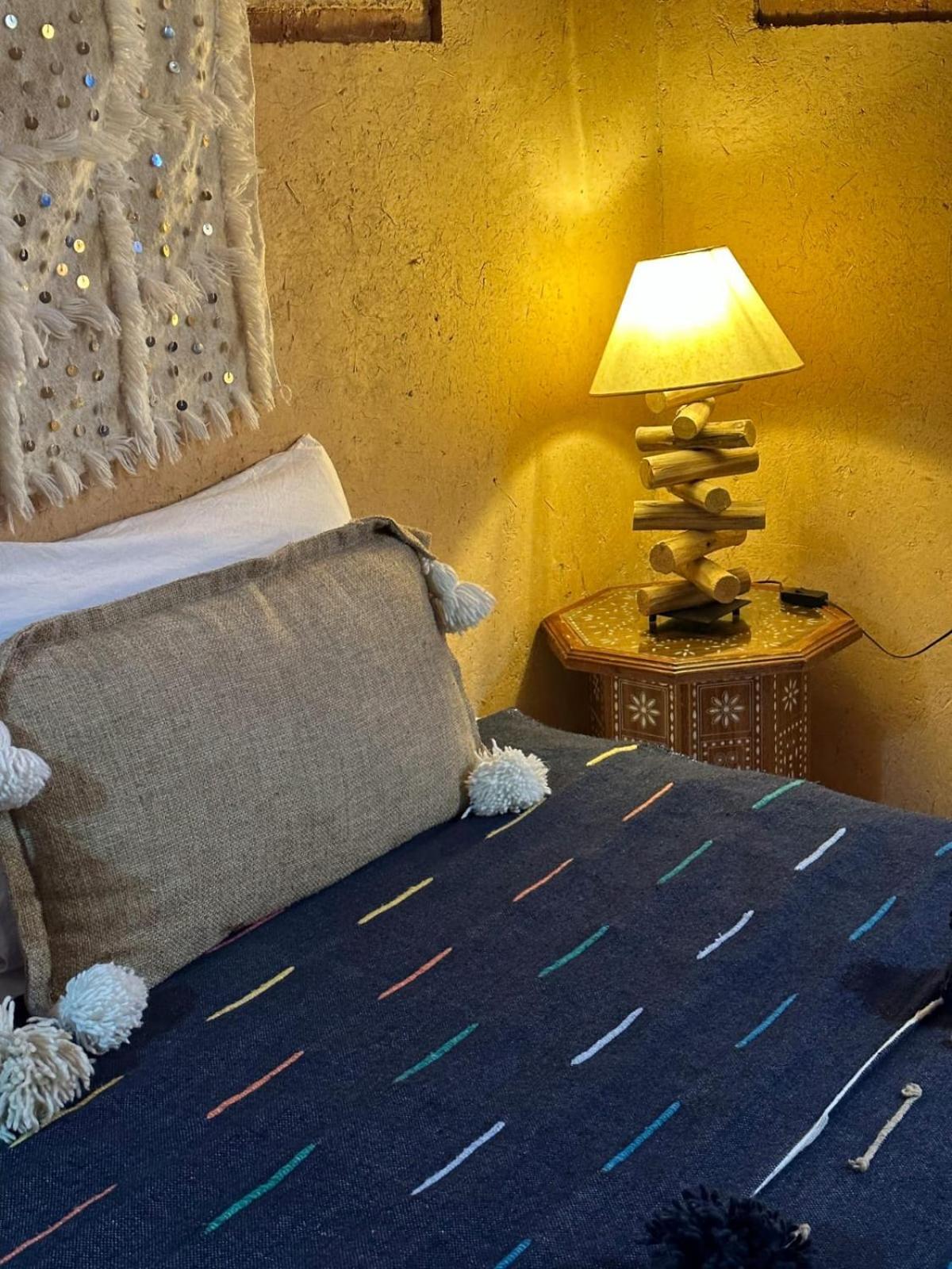Maison D'Hotes Izza Kelaat-M'Gouna Exterior foto